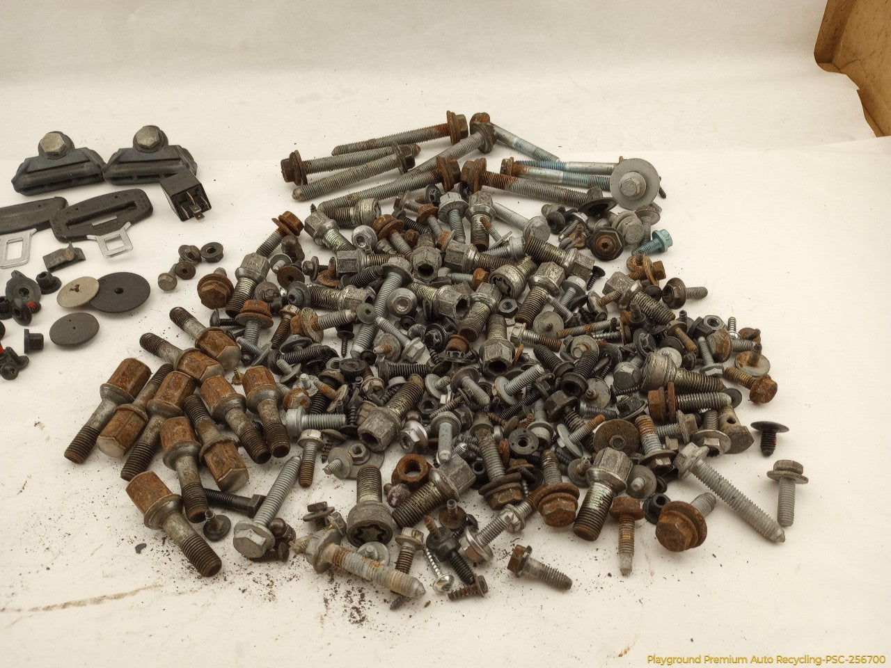 Volkswagen Beetle Dismantling Hardware Fasteners Bolts & Nuts