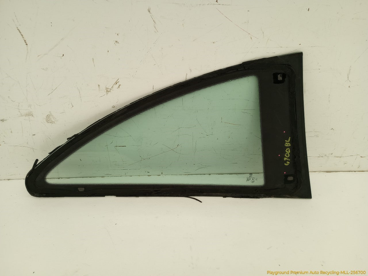 Volkswagen Beetle Driver Left Rear Quarter Window Glass - 0