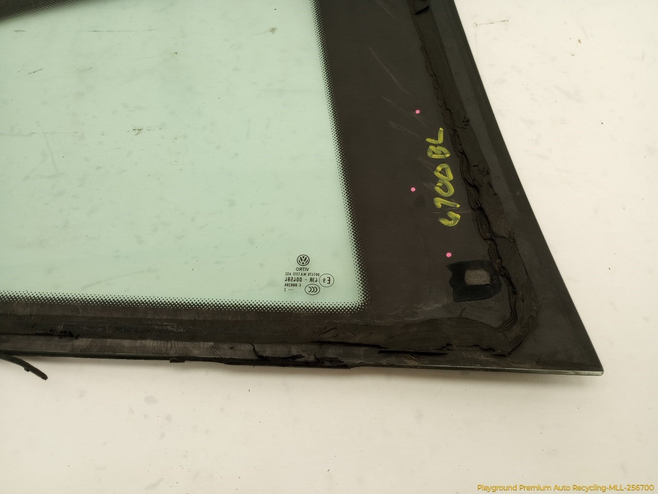 Volkswagen Beetle Driver Left Rear Quarter Window Glass