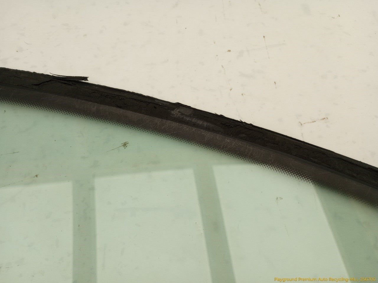 Volkswagen Beetle Passenger Right Rear Quarter Window Glass