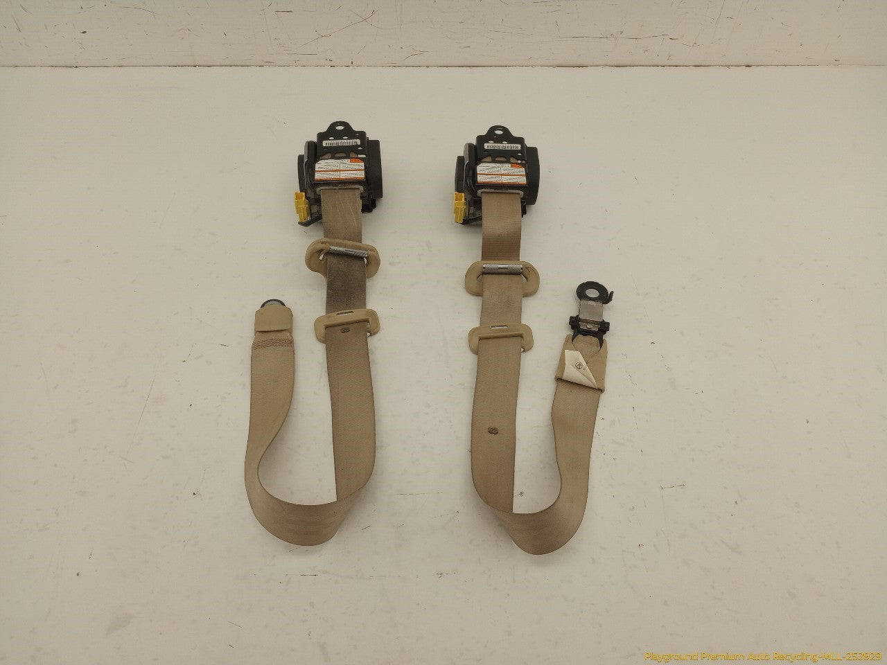 Acura TSX Pair Of Front Seat Belt Retractors - 0