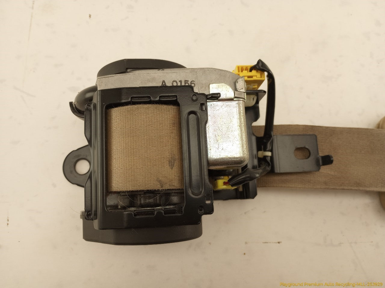 Acura TSX Pair Of Front Seat Belt Retractors