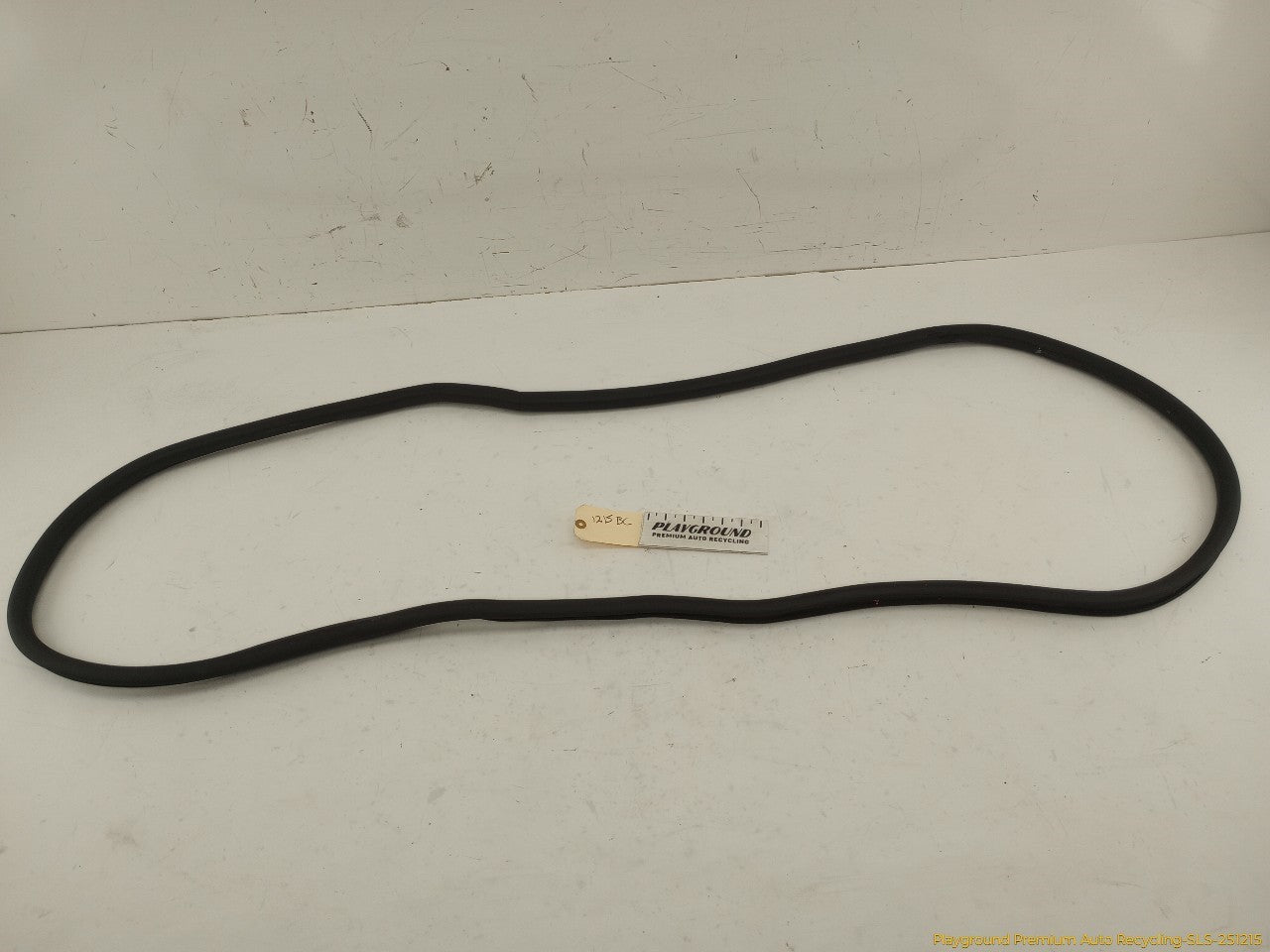 Volkswagen Beetle Trunk Lid Molding