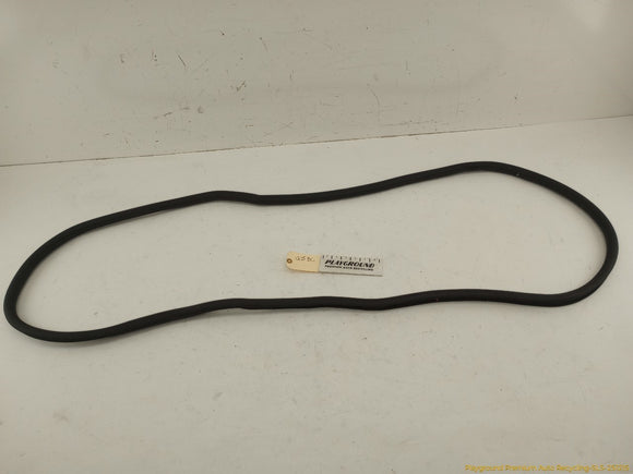 Volkswagen Beetle Trunk Lid Molding