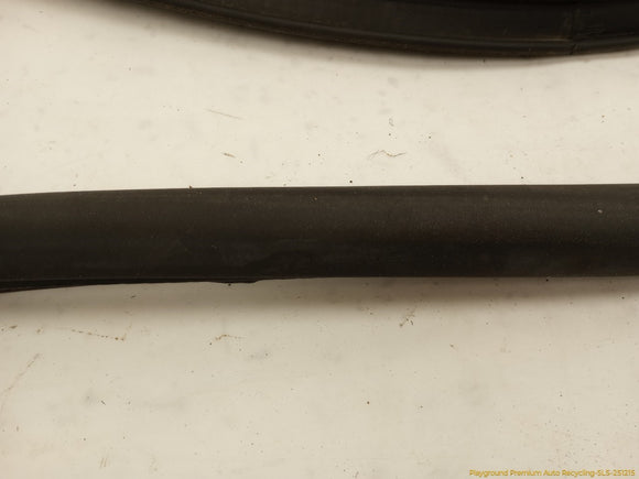 Volkswagen Beetle Trunk Lid Molding