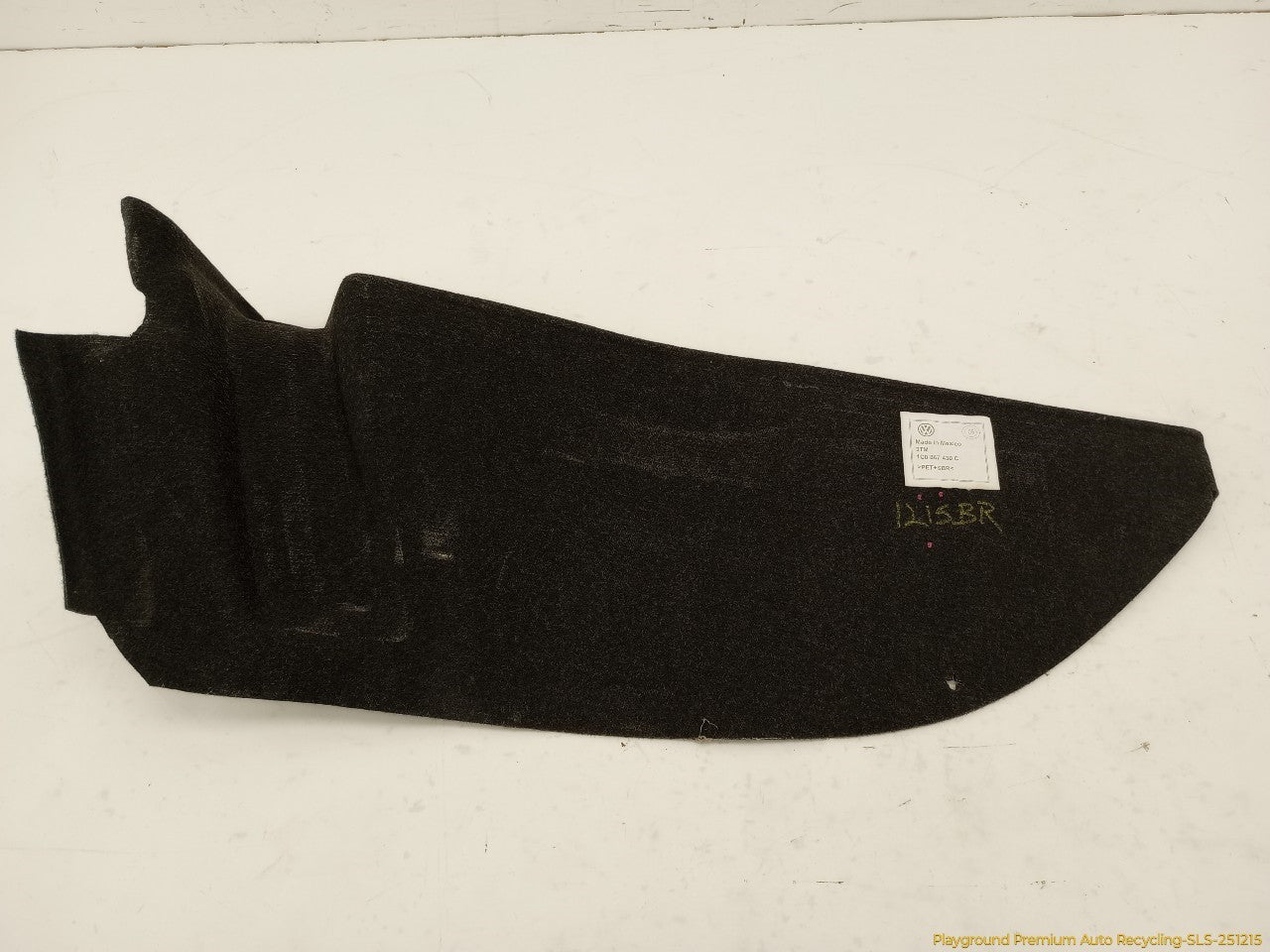Volkswagen Beetle Pair Of Trunk Side Trim