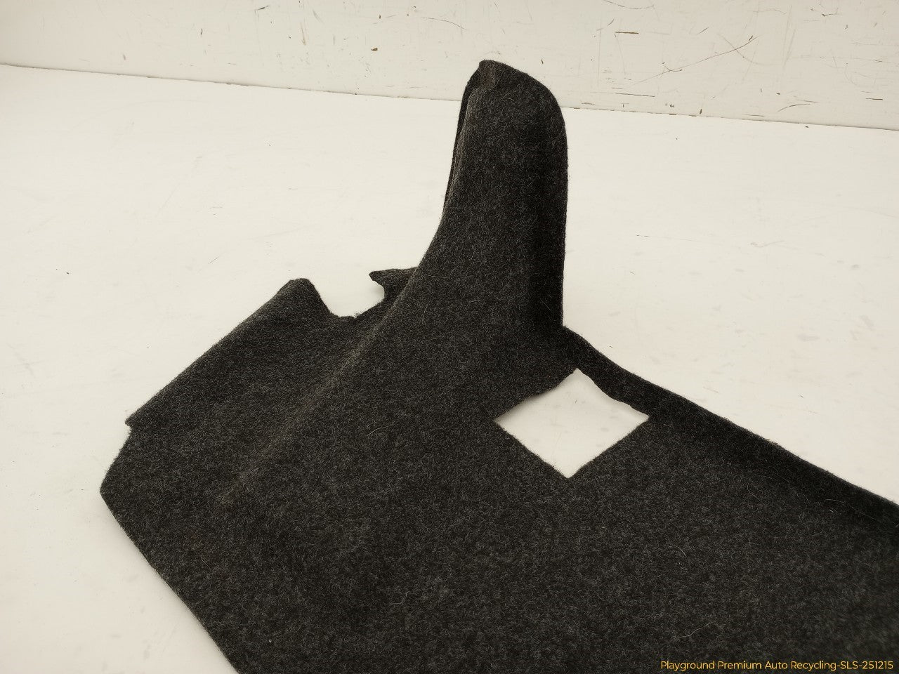 Volkswagen Beetle Pair Of Trunk Side Trim