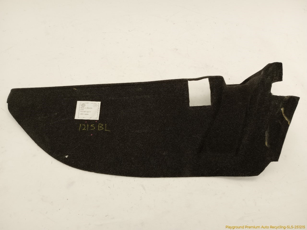 Volkswagen Beetle Pair Of Trunk Side Trim