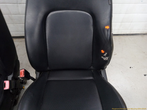 Volkswagen Beetle Pair Of Front Seats