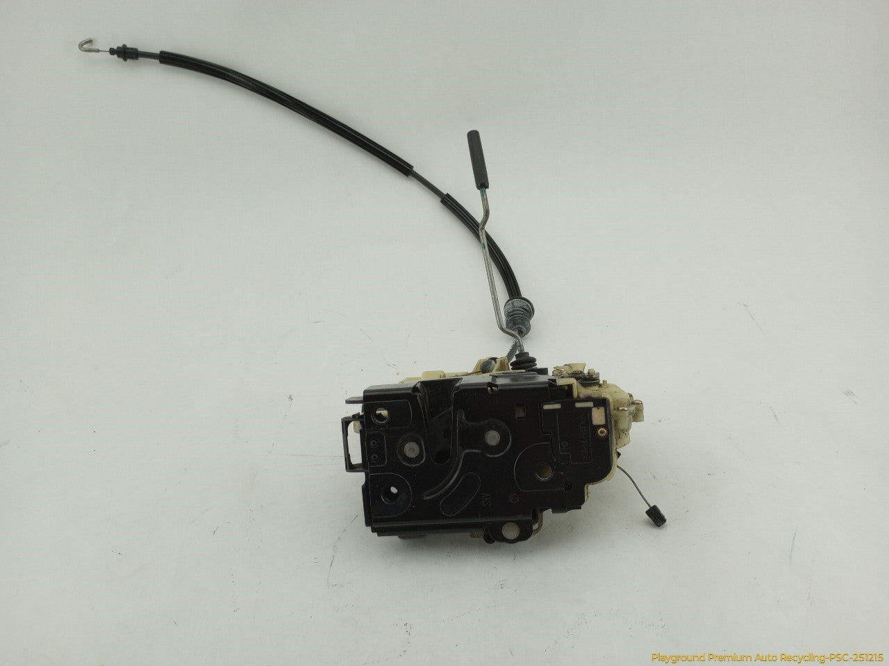 Volkswagen Beetle Passenger Right Front Door Lock Actuator - 0