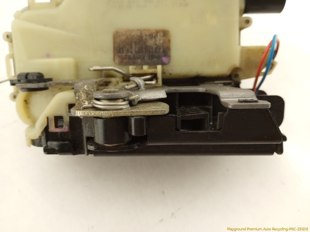 Volkswagen Beetle Passenger Right Front Door Lock Actuator