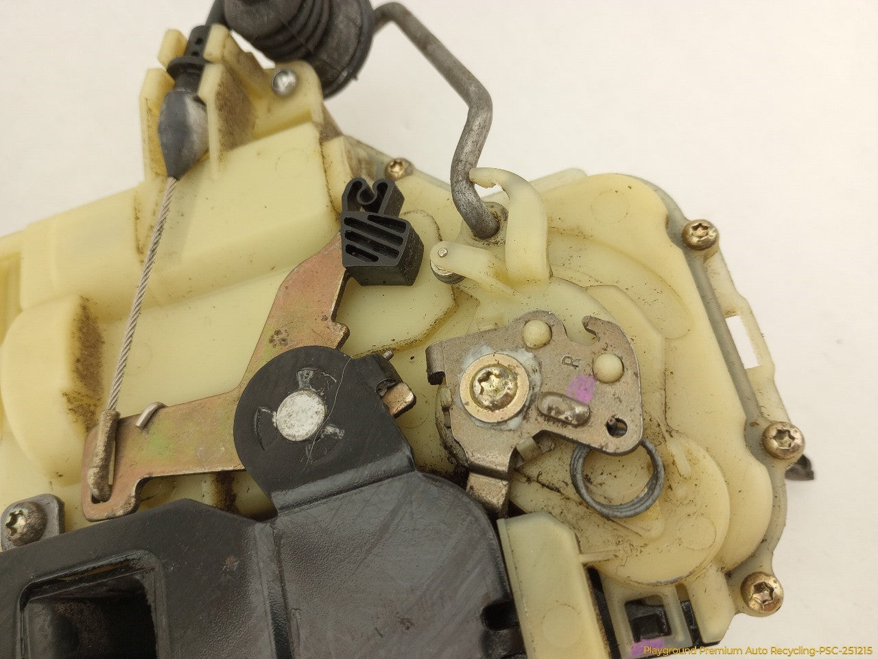 Volkswagen Beetle Passenger Right Front Door Lock Actuator