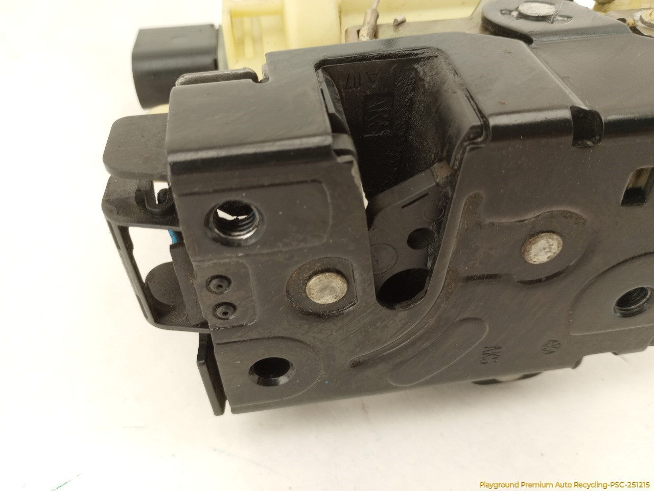 Volkswagen Beetle Passenger Right Front Door Lock Actuator