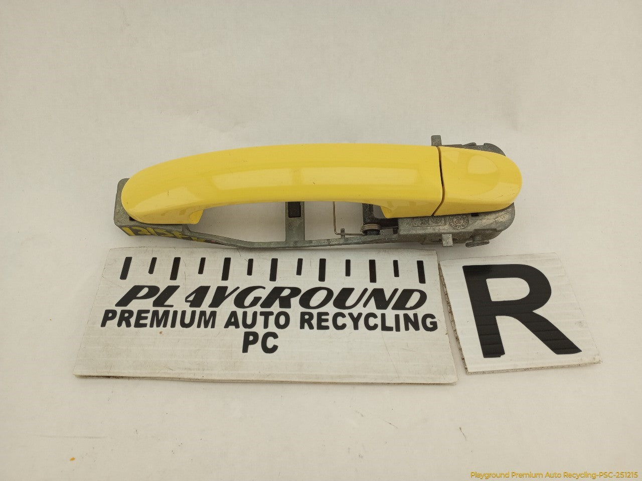 Volkswagen Beetle Passenger Right Front Exterior Door Handle