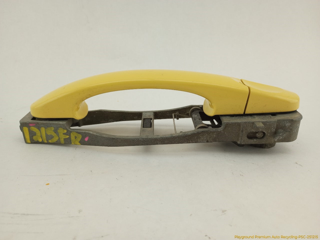 Volkswagen Beetle Passenger Right Front Exterior Door Handle