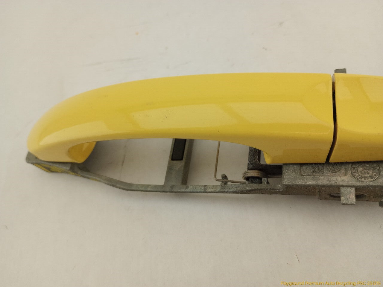 Volkswagen Beetle Passenger Right Front Exterior Door Handle