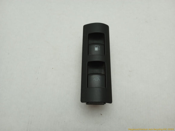 Volkswagen Beetle Trunk & Fuel Filler Door Release Switch