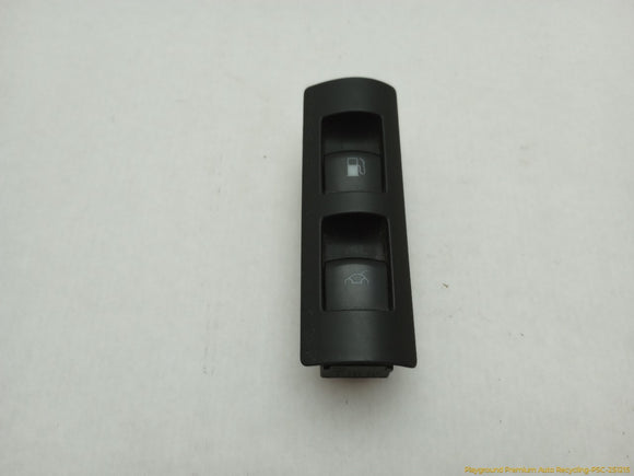 Volkswagen Beetle Trunk & Fuel Filler Door Release Switch