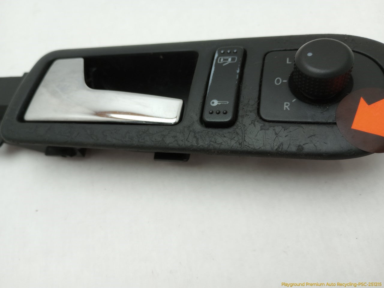 Volkswagen Beetle Driver Left Front Interior Door handle