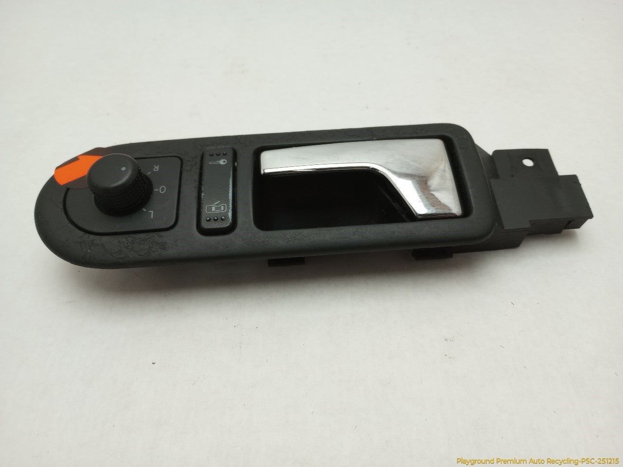 Volkswagen Beetle Driver Left Front Interior Door handle