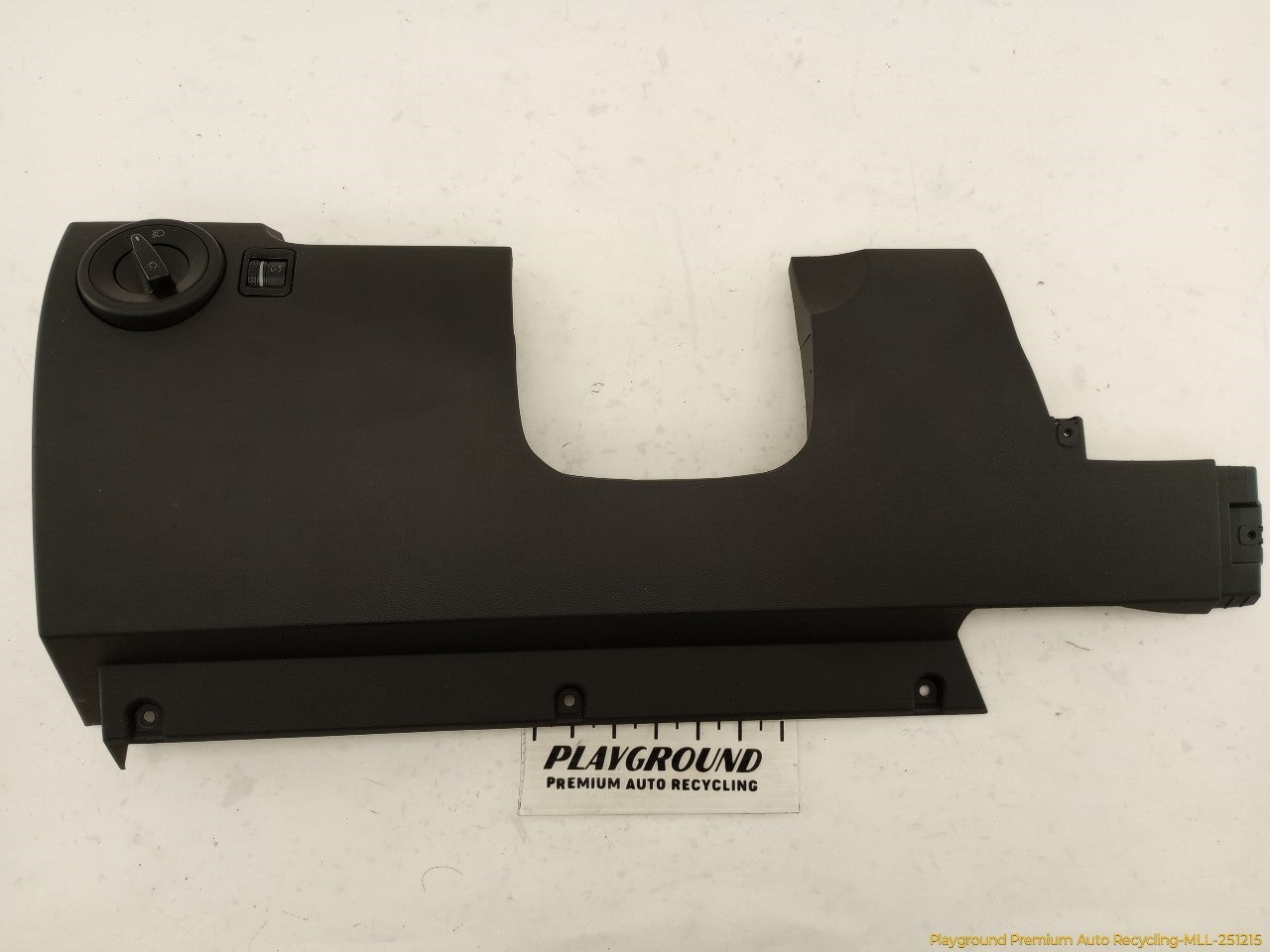 Volkswagen Beetle Driver Left Lower Dash Knee Trim