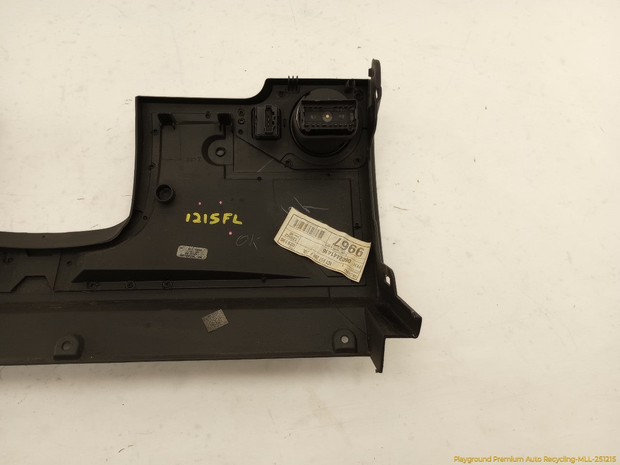 Volkswagen Beetle Driver Left Lower Dash Knee Trim