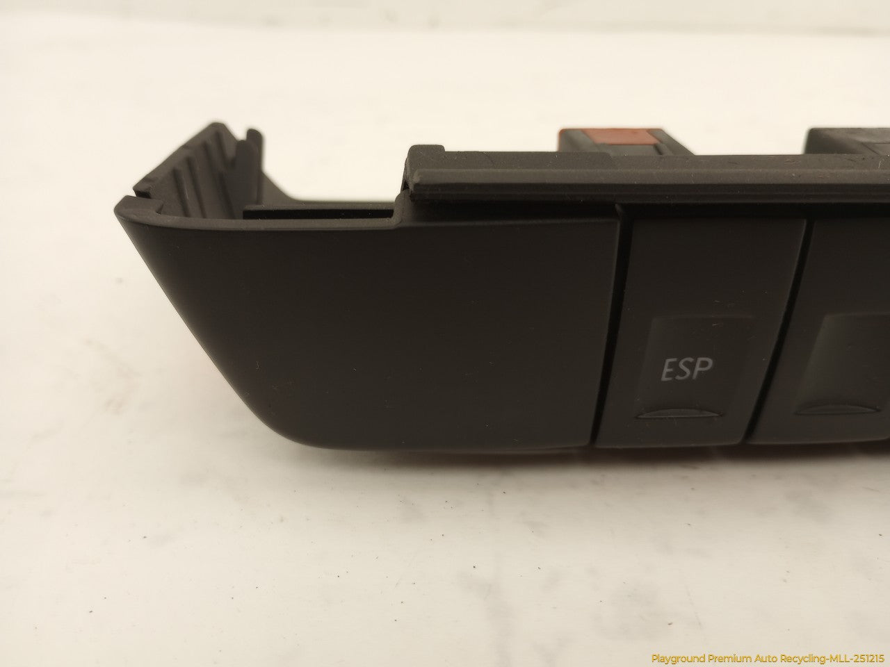 Volkswagen Beetle Traction & Defrost Control Switch