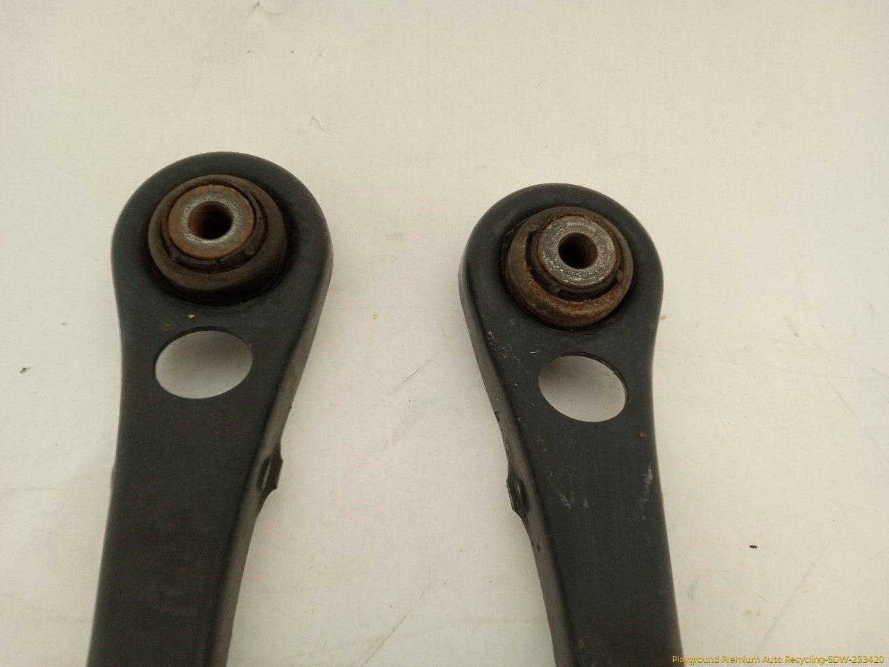 Audi A6 Pair Of Rear Lower Tie Rod Control Arm