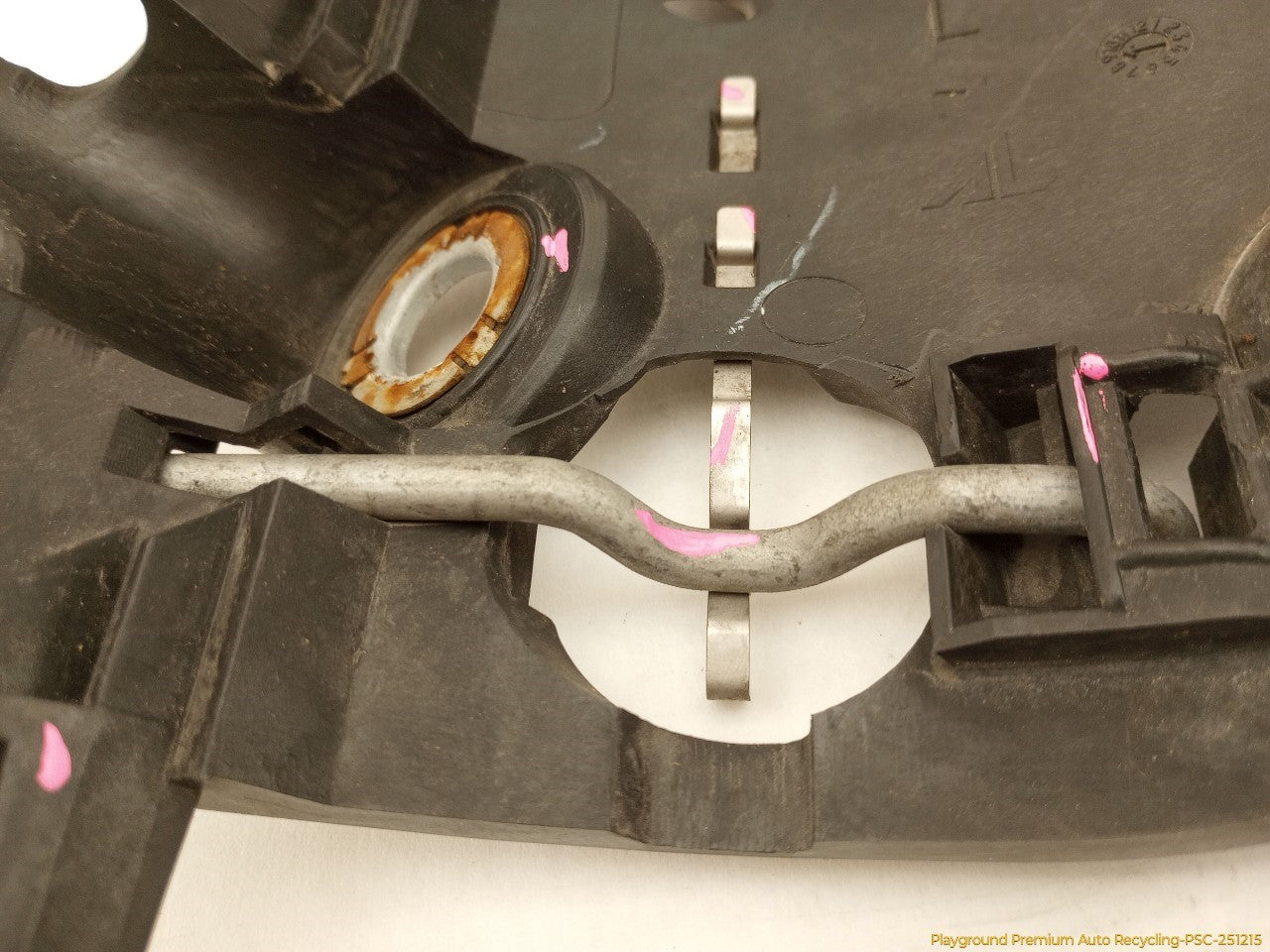 Volkswagen Beetle Driver Left Head Lamp Bracket