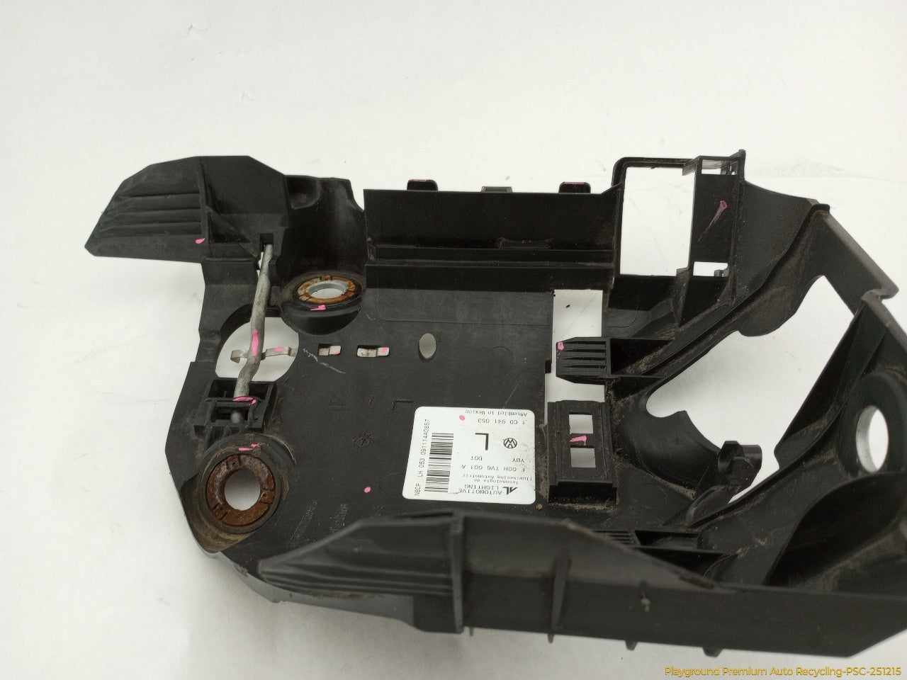 Volkswagen Beetle Driver Left Head Lamp Bracket