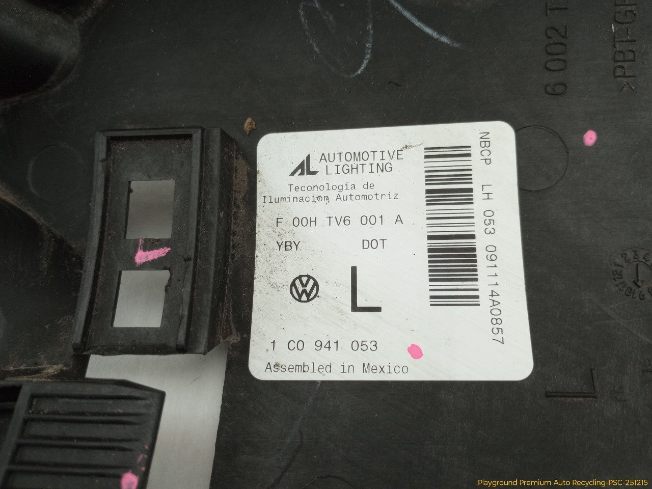 Volkswagen Beetle Driver Left Head Lamp Bracket