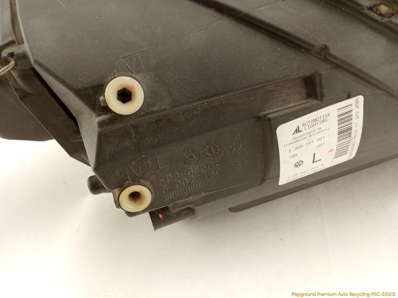 Volkswagen Beetle Driver Left Head Lamp