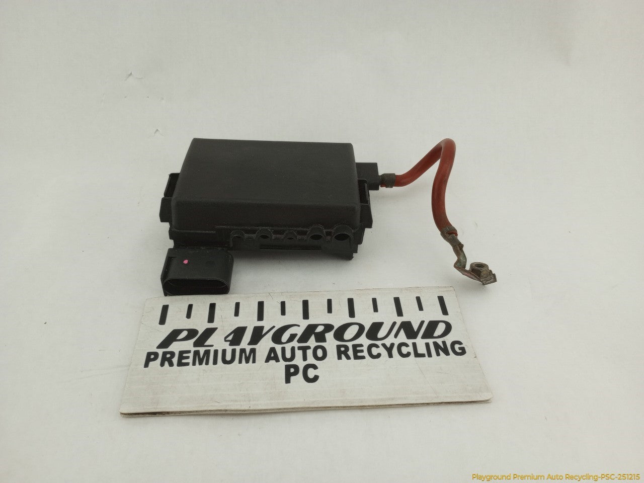 Volkswagen Beetle Fuse Battery Terminal