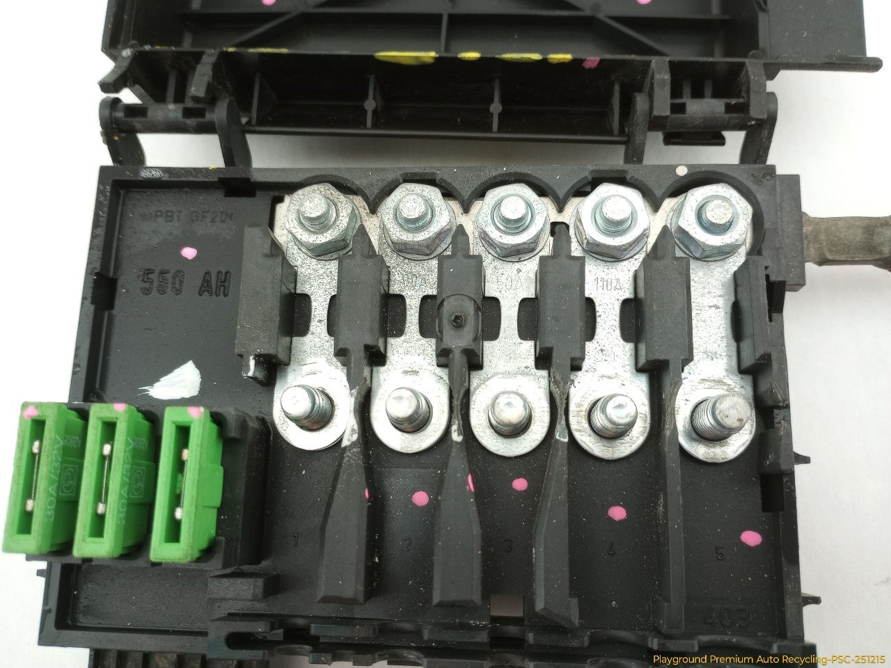 Volkswagen Beetle Fuse Battery Terminal