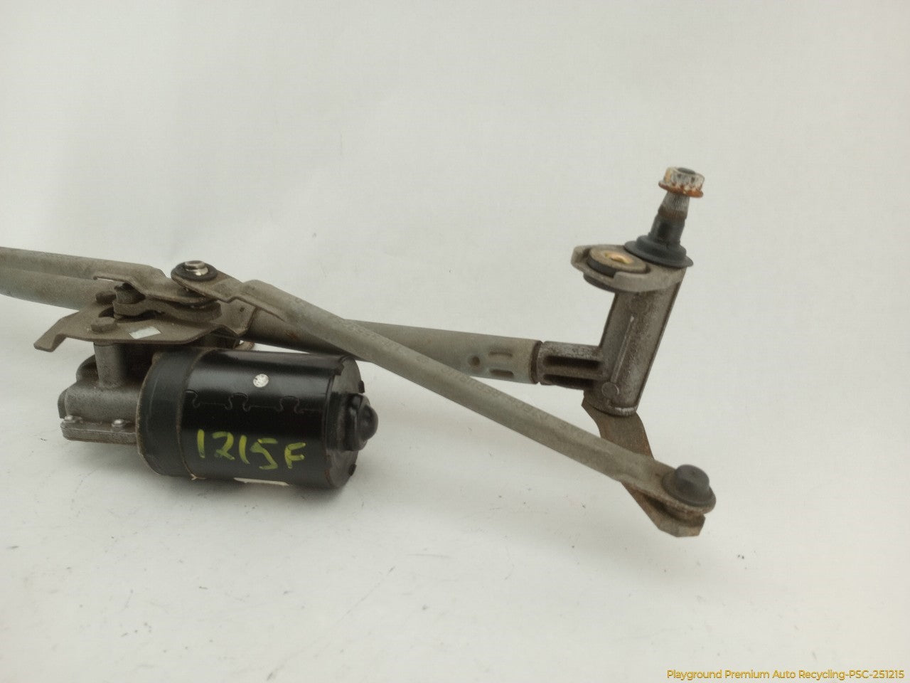 Volkswagen Beetle Windshield Wiper Transmission & Motor