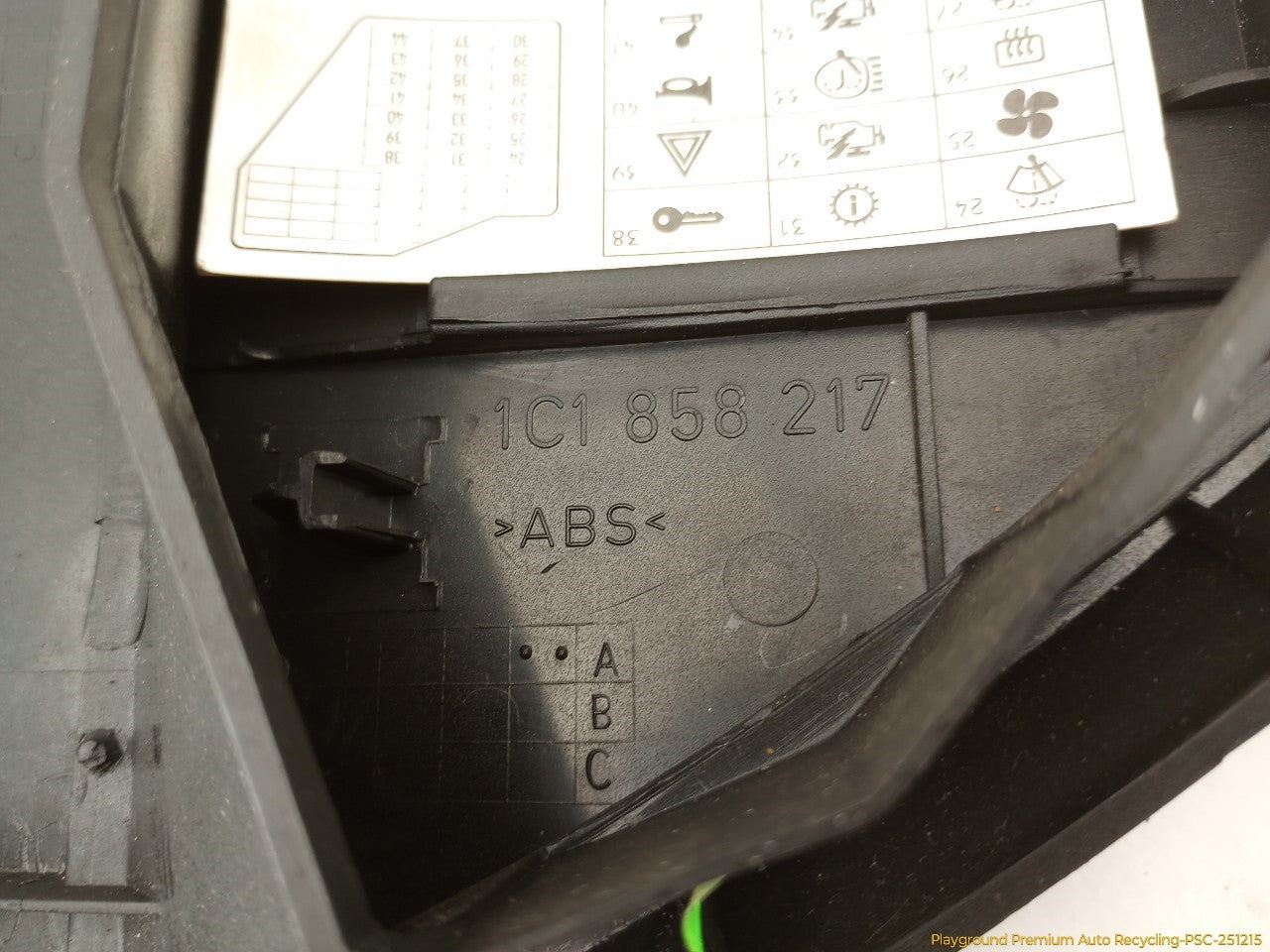Volkswagen Beetle Pair Of Dashboard End Caps