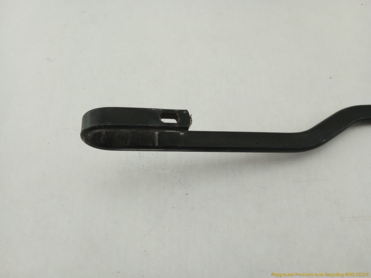 Volkswagen Beetle Pair Of Windshield Wiper Arms