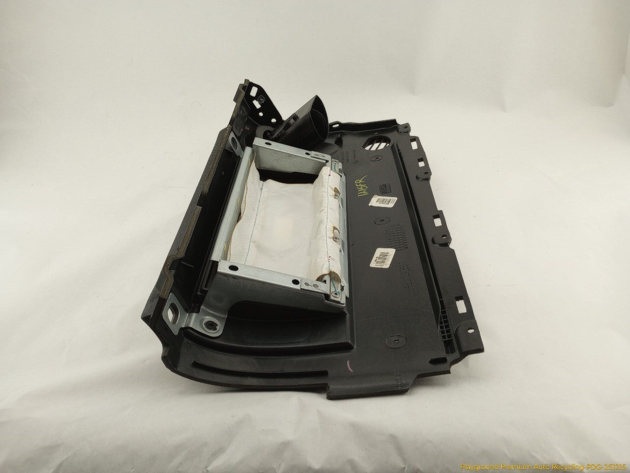 Volkswagen Beetle Passenger Right Dashboard Trim