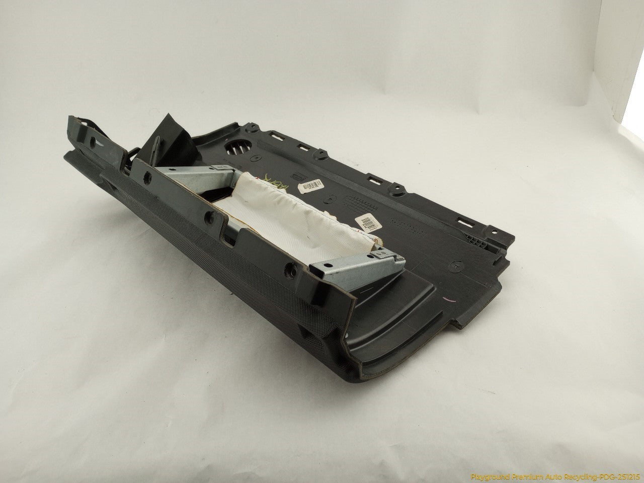 Volkswagen Beetle Passenger Right Dashboard Trim