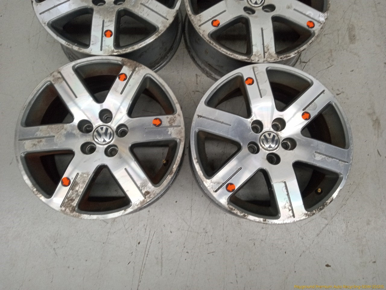Volkswagen Beetle Set Of 4 Alloy Wheels 6 Spoke - 0