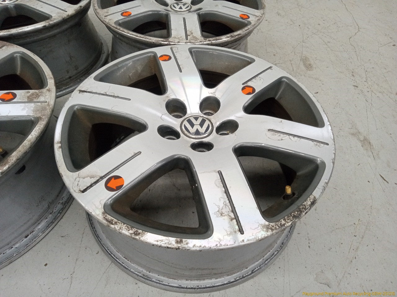 Volkswagen Beetle Set Of 4 Alloy Wheels 6 Spoke