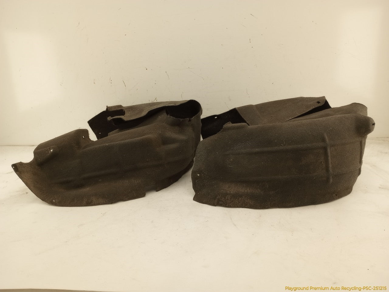 Volkswagen Beetle Pair Of Rear Inner Fender Liners
