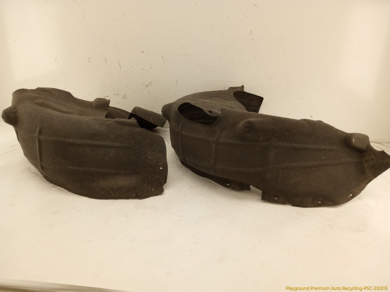 Volkswagen Beetle Pair Of Rear Inner Fender Liners
