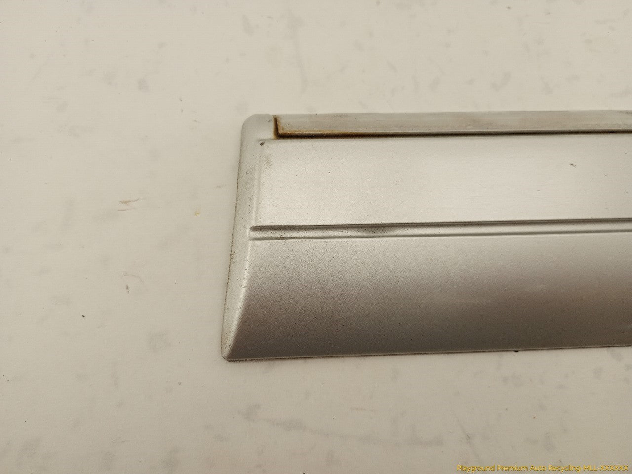 Buick Reatta Pair Of Front Fender Side Trim