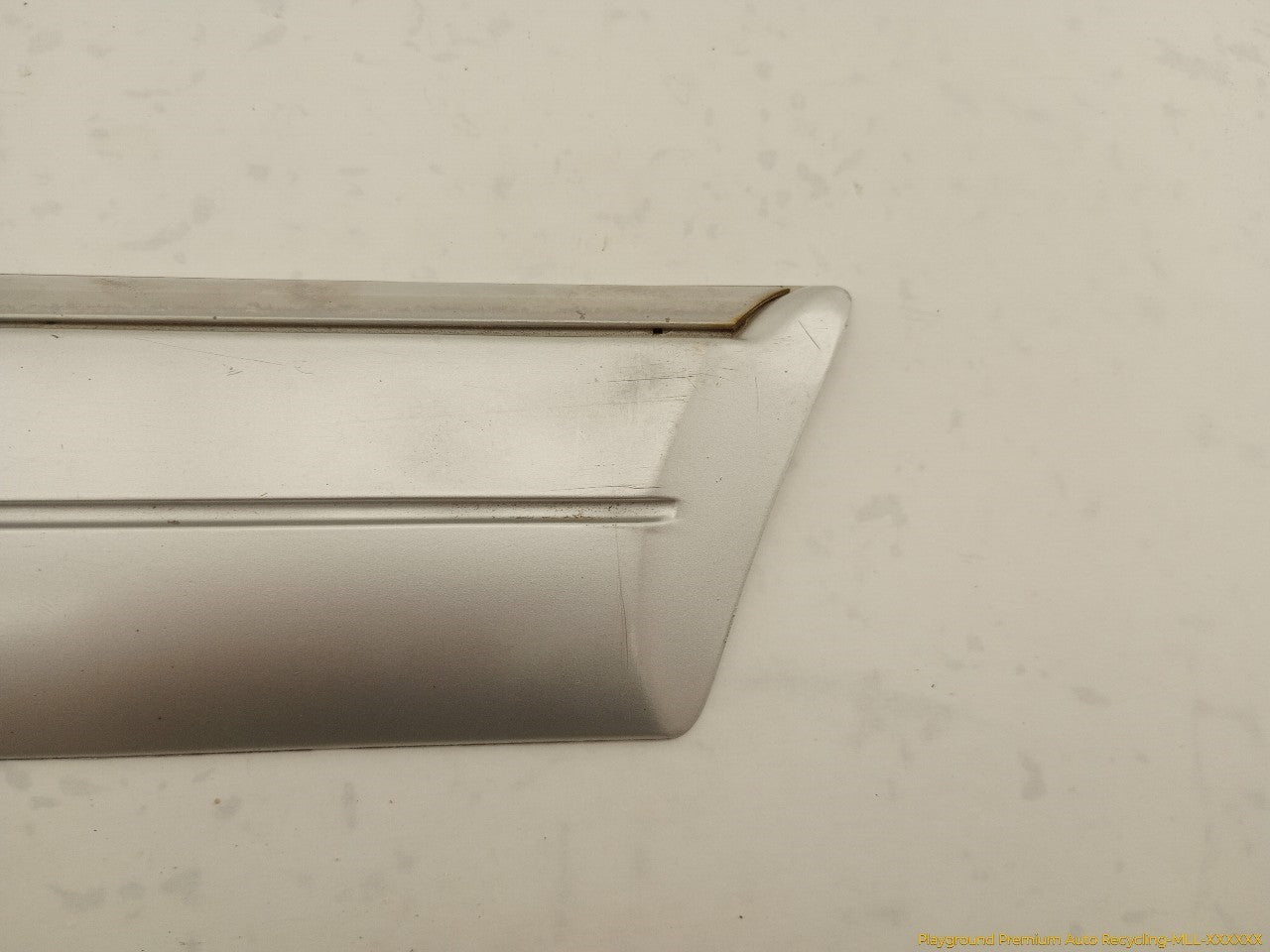 Buick Reatta Pair Of Front Fender Side Trim