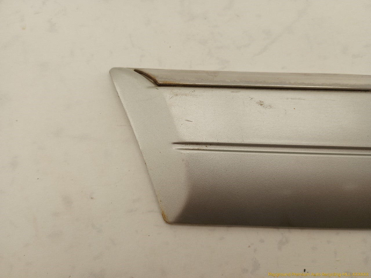 Buick Reatta Pair Of Front Fender Side Trim