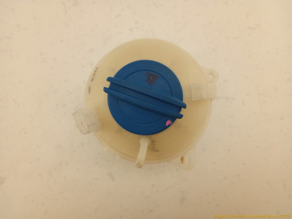 Volkswagen Beetle Coolant Resevoir