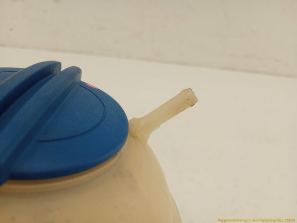 Volkswagen Beetle Coolant Resevoir