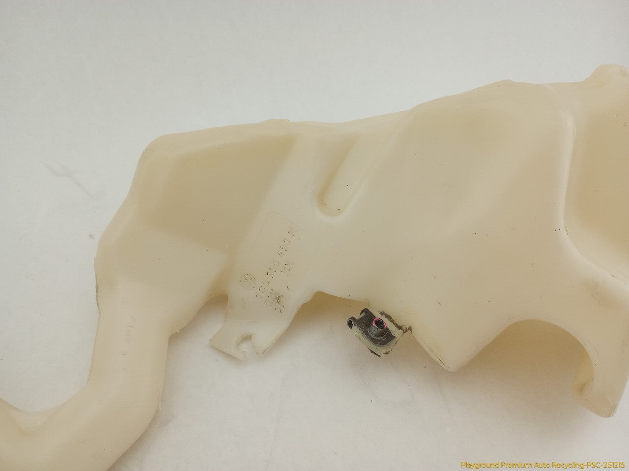 Volkswagen Beetle Windshield Washer Reservoir