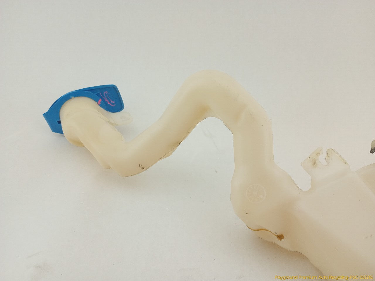 Volkswagen Beetle Windshield Washer Reservoir